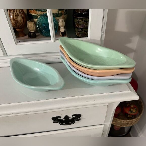 Vintage Oval Stoneware Set of Five - Picture 2 of 4